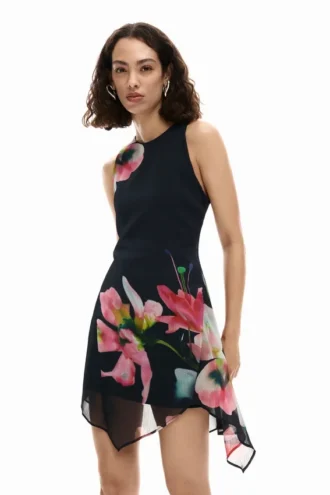 Asymmetrische bloemenjurk
