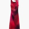 Asymmetrische gedrapeerde jurk