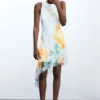 Asymmetrische mouwloze jurk