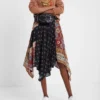 Asymmetrische uitlopende patchworkrok