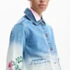 Denimjas met bloemen