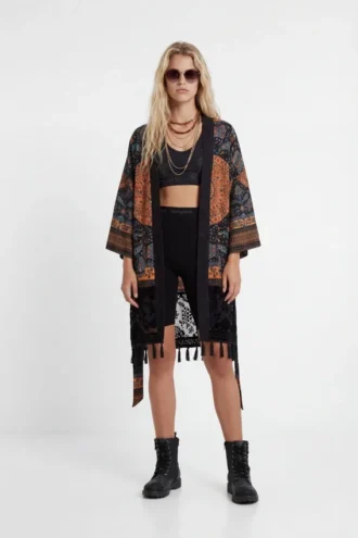 Etnische kimono met kwastjes