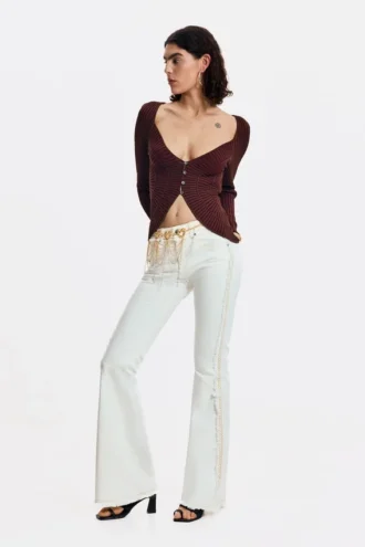 Flared jeans with frayed edges