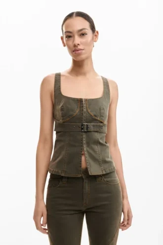 Getailleerde blouse met bandjes
