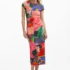 Getailleerde jurk met print