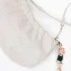 Grote crossbody-portemonnee met bedeltjes
