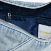 Grote denim tas met bedeltjes