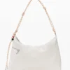 Grote tas met bedeltjes