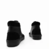 Hoge sneakers van imitatieschapenvacht