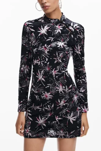 Kimono-hals jurk met bladmotief