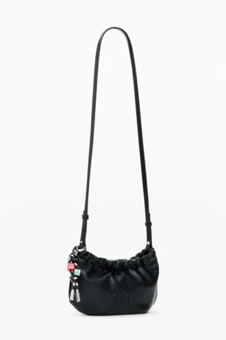 Kleine crossbody-portemonnee met bedeltjes