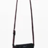 Kleine crossbody-portemonnee met textuur