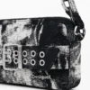 Kleine crossbody-portemonnee met textuur
