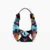 Kleine tas met borduursel