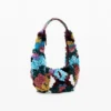 Kleine tas met borduursel