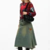 Kleine tassen met bloemen, rood