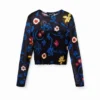 Kort, getailleerd T-shirt met bloemenprint
