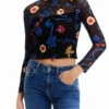 Kort, getailleerd T-shirt met bloemenprint