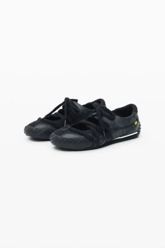 Leren vetersneaker