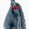 Middelgrote denim tas met bedeltjes