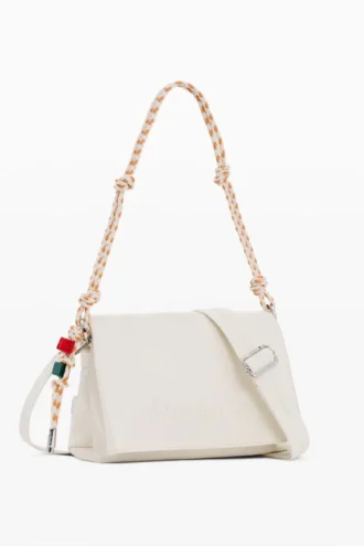 Middelgrote tas met bedeltjes