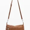 Middelgrote tas met borduursels