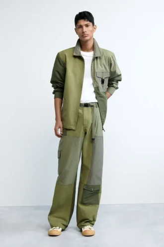 Militaire jas met zakken