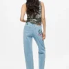 Rechte bloemenjeans