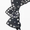 Riemen met studs en hartjes