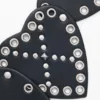 Riemen met studs en hartjes