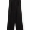 Rustieke, getailleerde broek