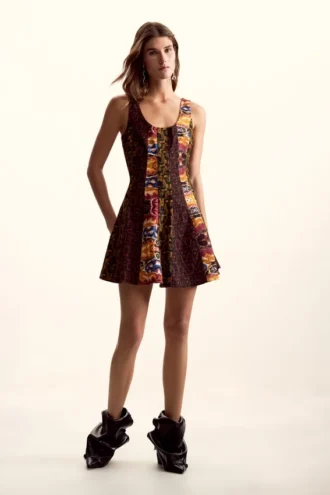 Strapless jurk ontworpen door Christian Lacroix