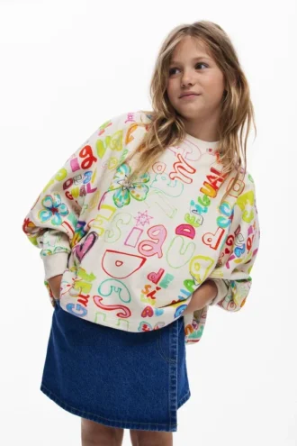 Sweatshirt met brede mouwen en letters