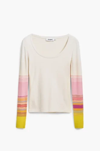 T-shirt met bedrukte mouwen