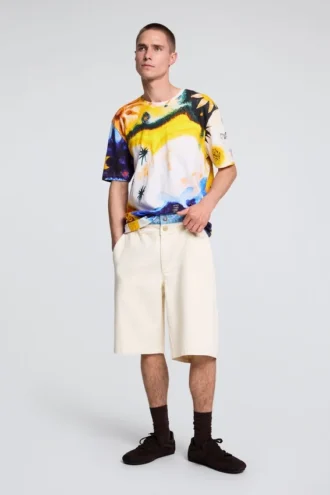 T-shirt met Cosmos-print