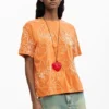 T-shirt met geborduurde bloemen