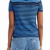 T-shirt met gebreide bloem