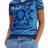 T-shirt met gebreide bloem