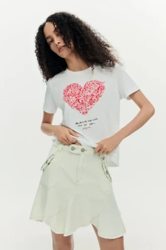 T-shirt met korte mouwen en hartmotief