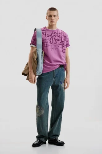 T-shirt met korte mouwen en letters
