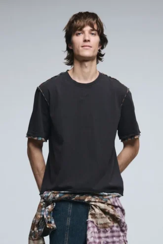 T-shirt met korte mouwen en naaddetails