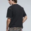T-shirt met korte mouwen en naaddetails