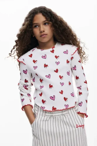 T-shirt met lange mouwen en hartjes