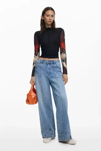 T-shirt met transparante mouwen