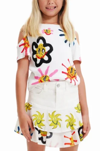 T-shirt met uitsnijdingen